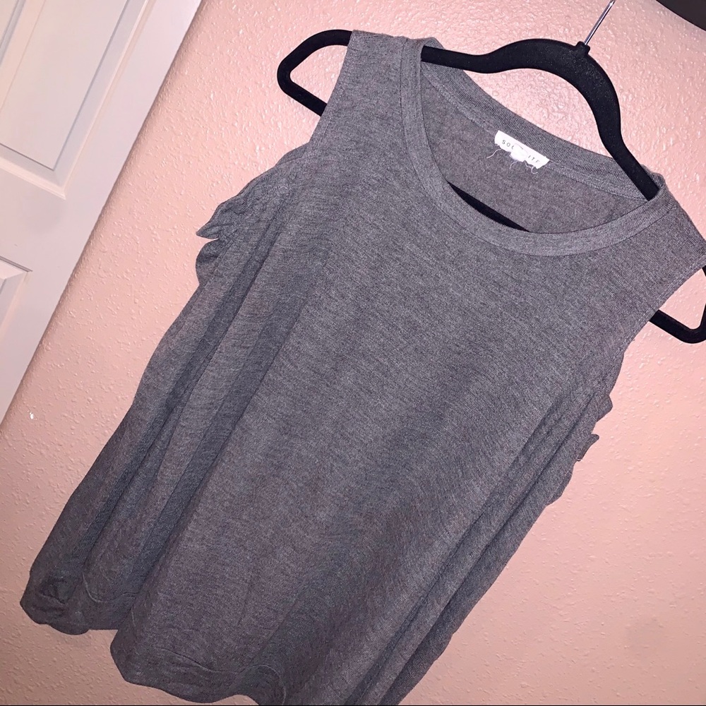 Light weight long sleeve